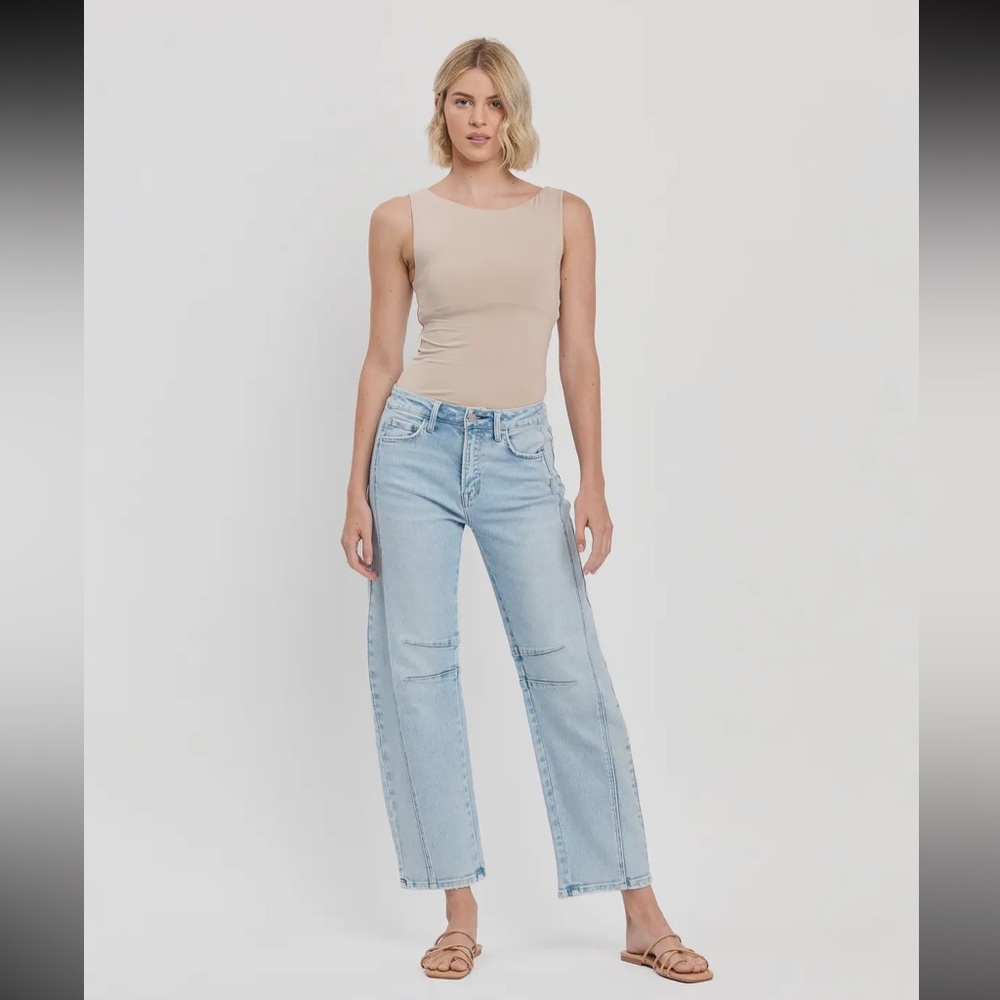 Light Wash Wide Leg Women’s Jeans - Blue